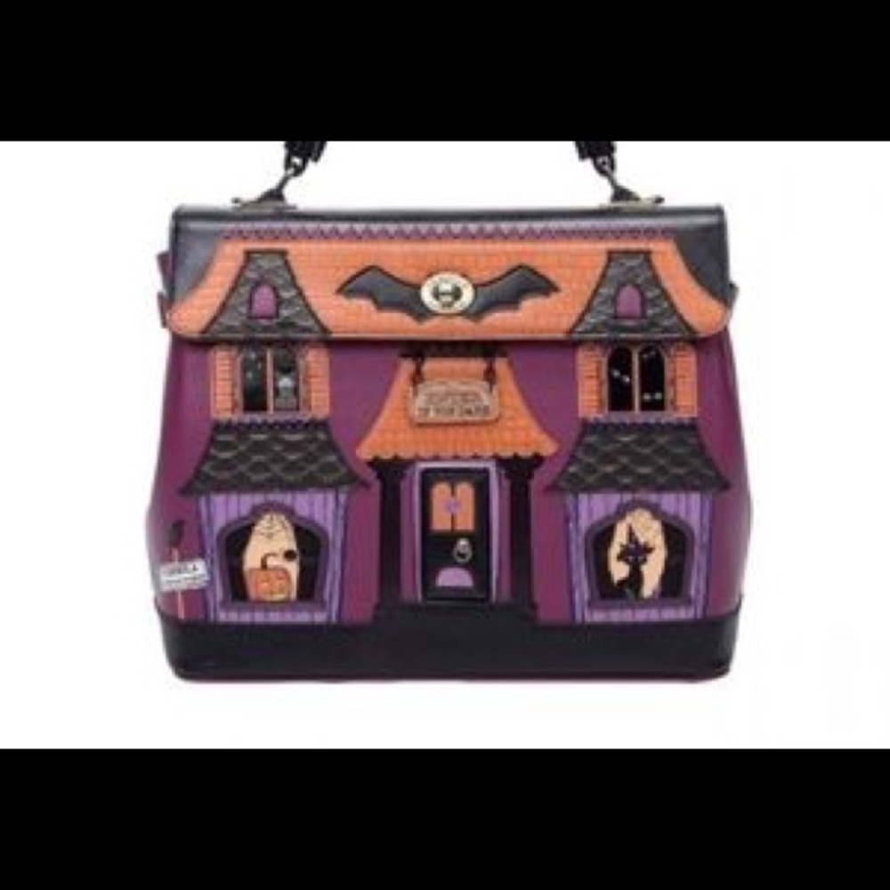 EDIT: FOUND!!! Searching for Vendula London Ghoulevard Grace Bag - don’t buy!